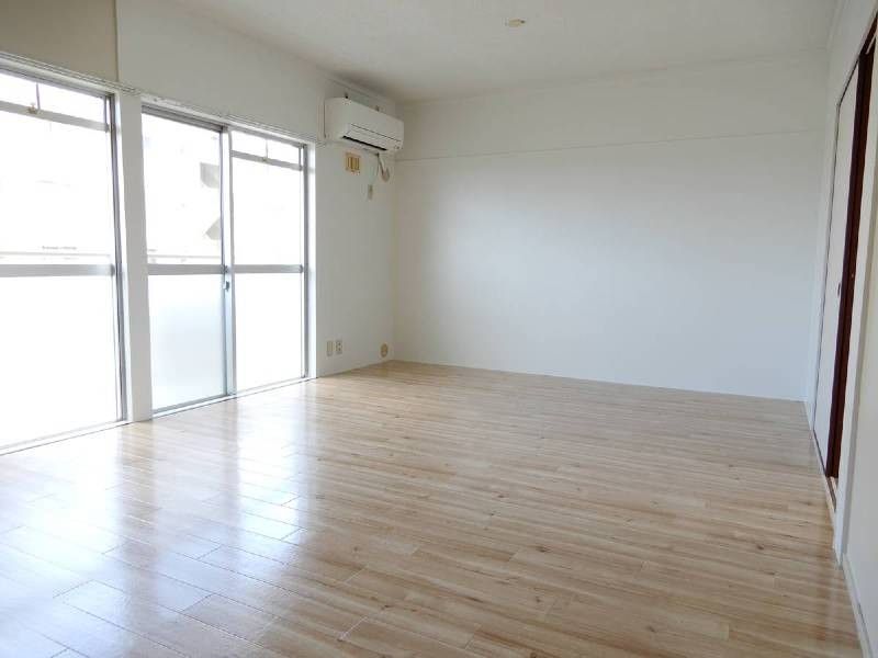 1LDK Apartment for Rent in Itoman City, Okinawa - Thumbnail 3