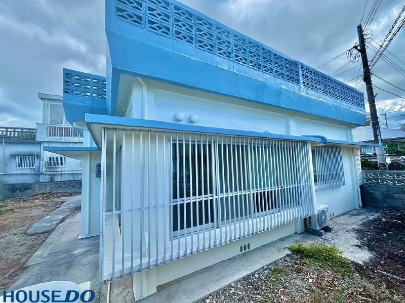 1R House with Rooftop & Garden for Rent in Okinawa City - Thumbnail 4