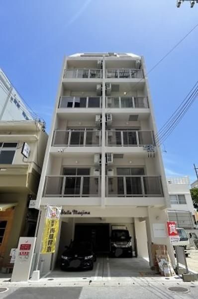 Modern 1K Apartment for Rent in Naha, Okinawa with Auto-Lock - Thumbnail 2