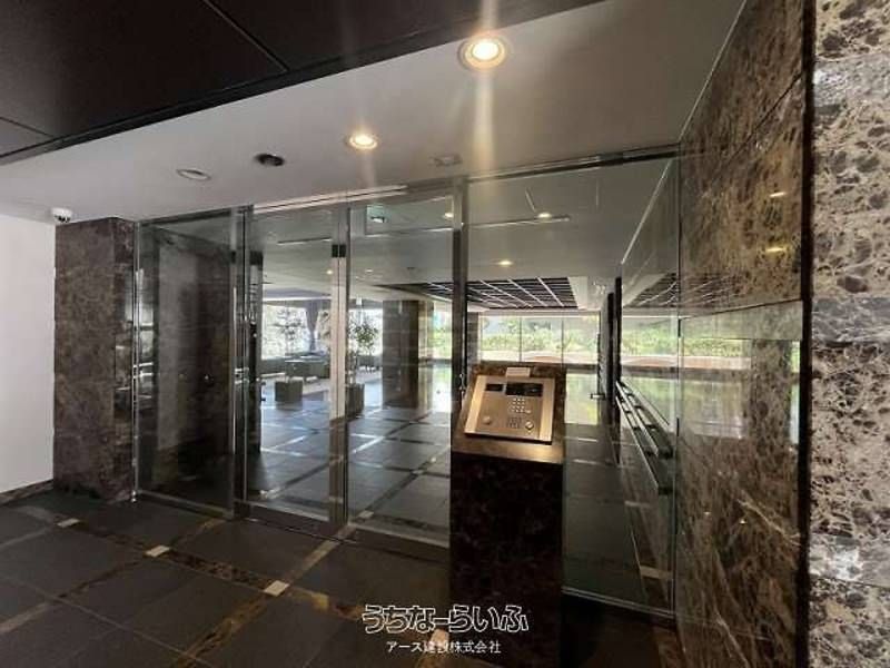 Prestige Makishi Tower 2LDK Apartment for Sale in Naha, Okinawa - Thumbnail 4