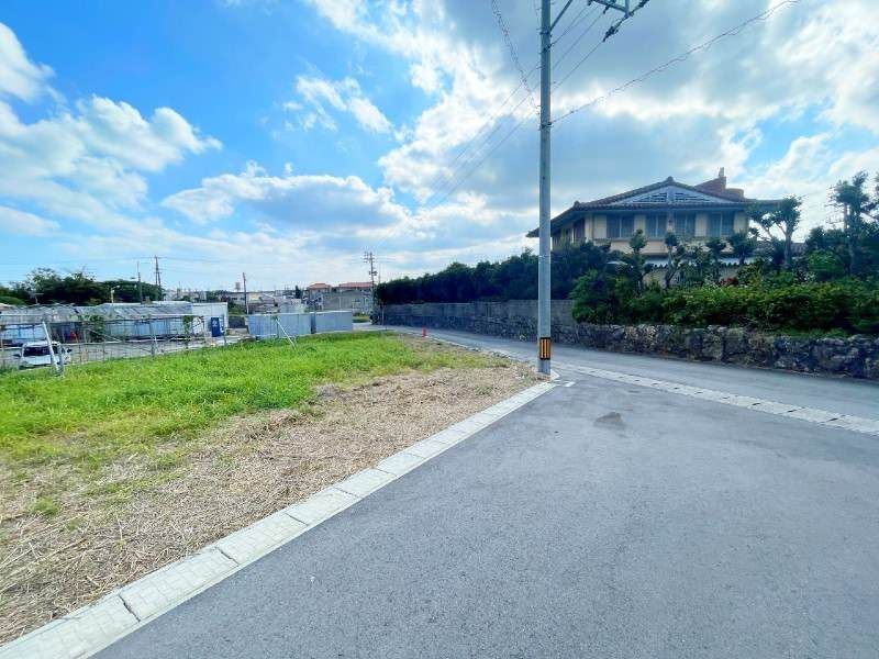 113.7 Tsubo Land for Sale in Nanjo City, Okinawa - Thumbnail 2
