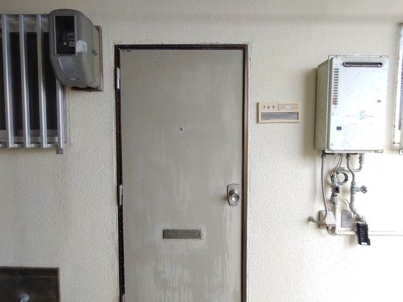 2DK Apartment for Rent in Haebaru Town, Okinawa - 34.2 sqm - Thumbnail 2