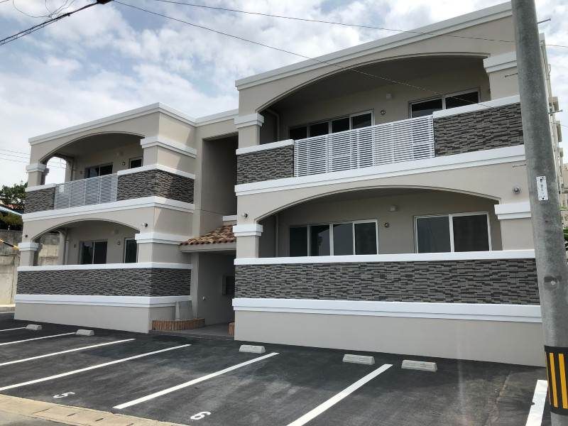 Modern 3LDK Apartment for Rent in Itoman, Okinawa with Free Internet - Thumbnail 2