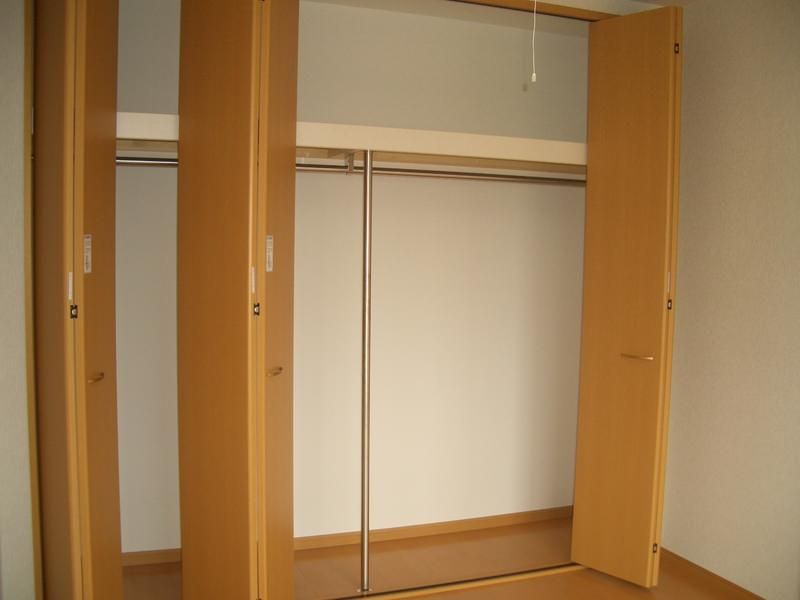 Oasis Sunny Life 2LDK Apartment for Rent in Yomitan, Okinawa - Thumbnail 4