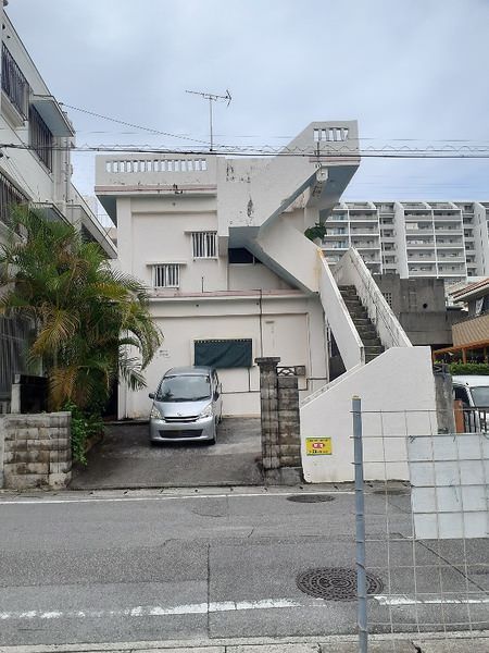 Toma Apartment: 3DK Investment Property in Naha, Okinawa - Thumbnail 2