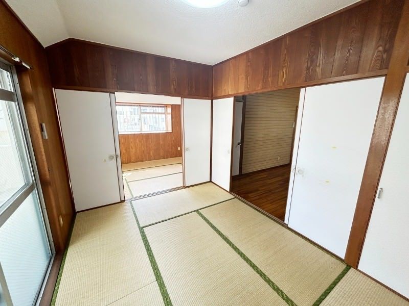 Spacious 3DK Apartment for Rent in Yonabaru, Okinawa - No Deposit - Thumbnail 3