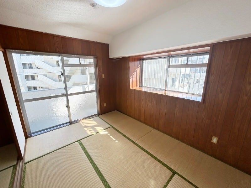 Spacious 3DK Apartment for Rent in Yonabaru, Okinawa - No Deposit - Thumbnail 4
