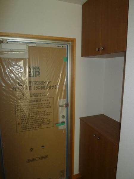 Rental Apartment in Urasoe Izu, Okinawa - 2LDK, EV Charger - Thumbnail 3