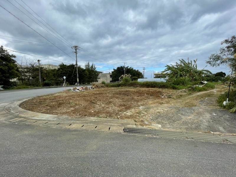 504 sqm Land for Sale in Maebaru, Itoman City, Okinawa - Thumbnail 3