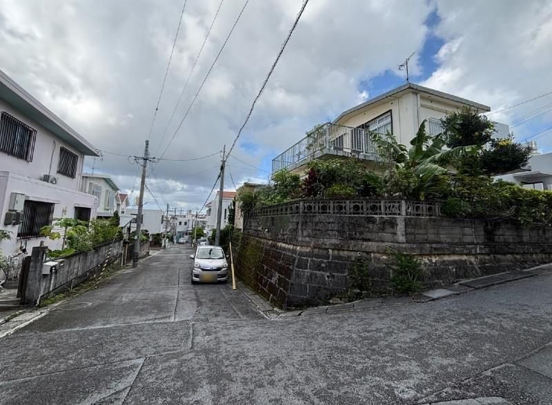 3DK House for Sale in Urasoe Maeda, Okinawa - Thumbnail 3