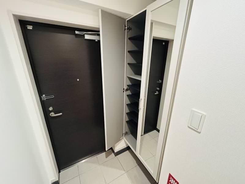 New 1LDK Apartment for Rent in Urasoe, Okinawa with Free Internet - Thumbnail 3