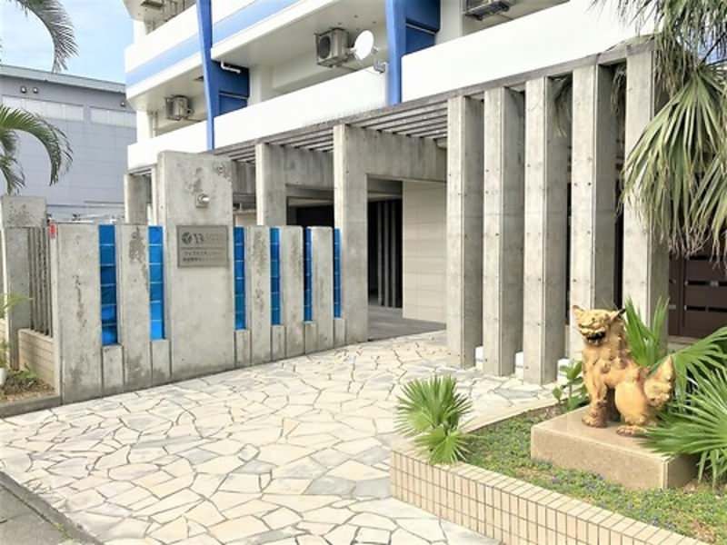 1LDK Apartment for Rent in Chatan Mihama, Okinawa - Thumbnail 2