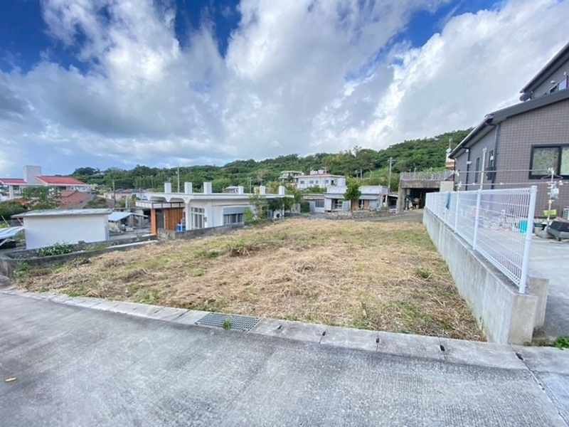 Land for Sale in Maebaru, Itoman City, Okinawa - 232.24 sqm - Thumbnail 4