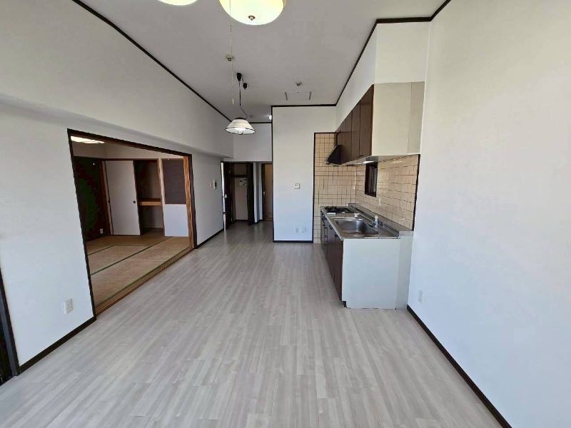Raffine Nouvelle Mashiki 3LDK Apartment with Sea View in Ginowan - Image 1
