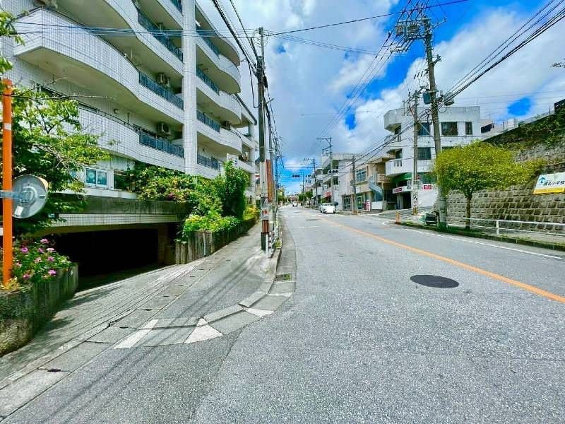 Renovated 2LDK Apartment in Naha, Okinawa | Courte Village Hanatagawa - Thumbnail 3