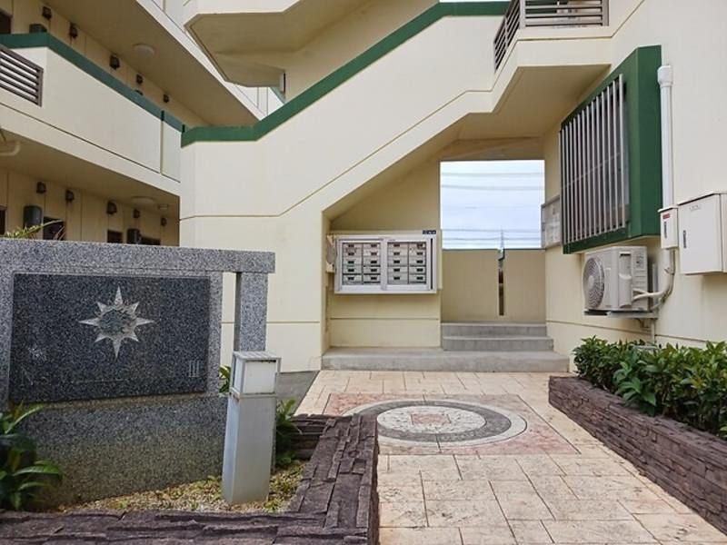 1LDK Apartment for Rent in Okinawa City, Koga | Villa Regulus III - Thumbnail 4
