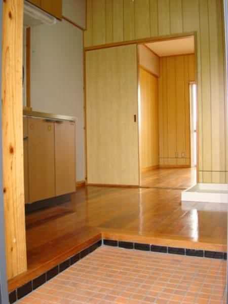 1K Apartment for Rent in Nago City, Okinawa - Thumbnail 2