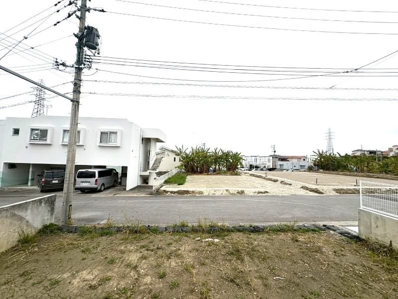 77.7 Tsubo Residential Land for Sale in Yaese Town, Okinawa - Thumbnail 3