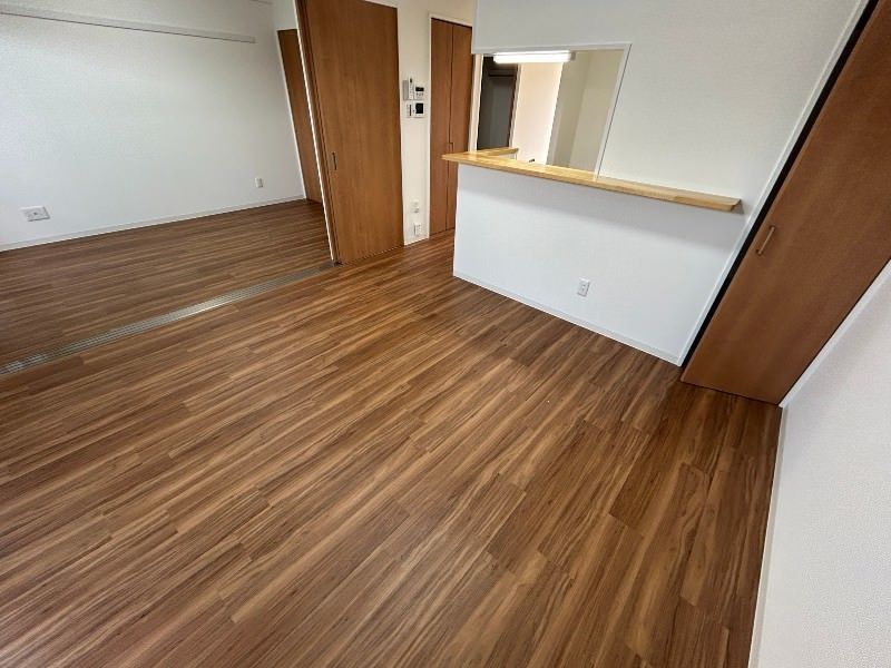 New 2LDK Apartment for Rent in Nishihara Town, Okinawa - Thumbnail 3
