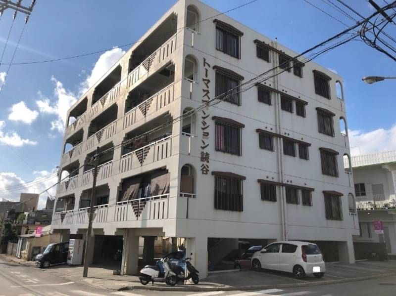 Beachside 2LDK Apartment for Rent in Yomitan, Okinawa - Thumbnail 2