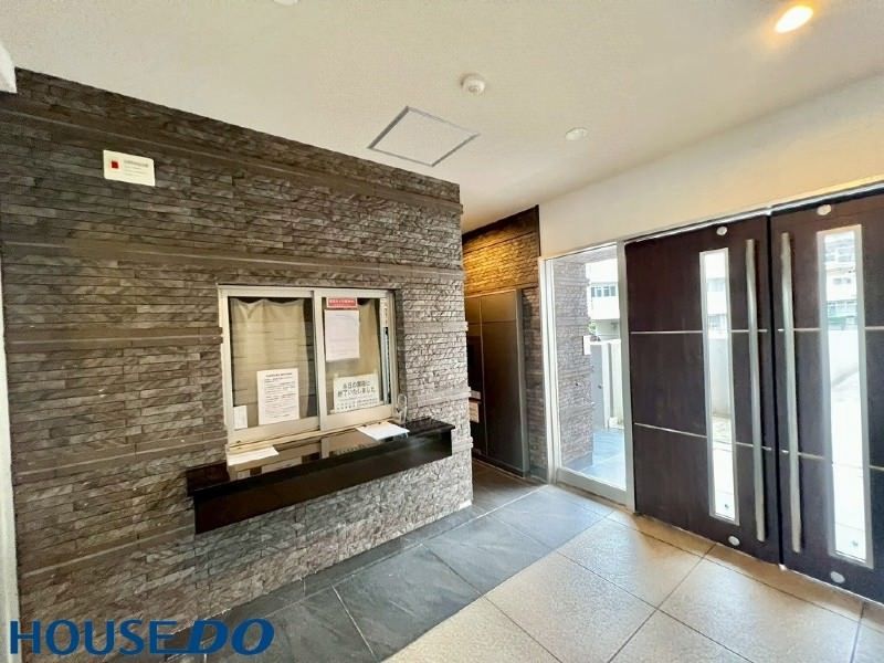 3LDK Apartment for Sale in Ginowan City, Okinawa - Thumbnail 2