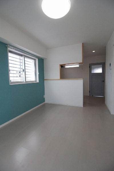 1LDK Apartment for Rent in Ginowan, Okinawa with Free Internet - Thumbnail 3