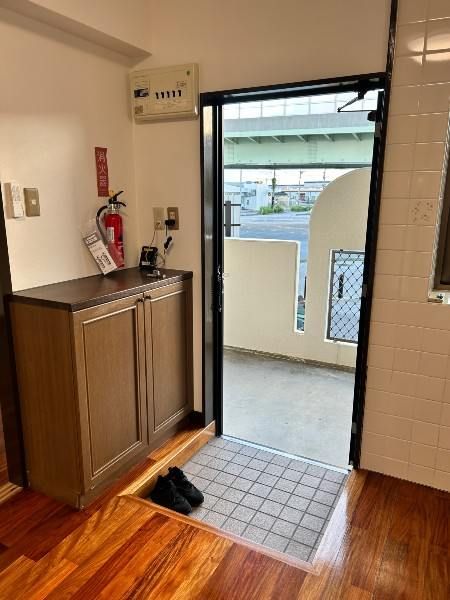WAKO Mansion 3DK Pet-Friendly Apartment for Rent in Itoman, Okinawa - Thumbnail 3