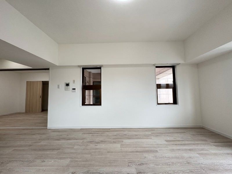 Gran Sharet Matsuo 2LDK Condo for Sale in Naha, Okinawa - Image 1