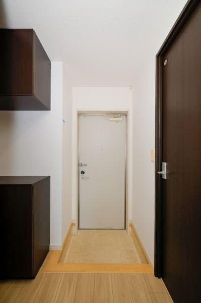 2LDK Apartment for Rent in Chatan, Okinawa - 59.56 sqm - Thumbnail 4