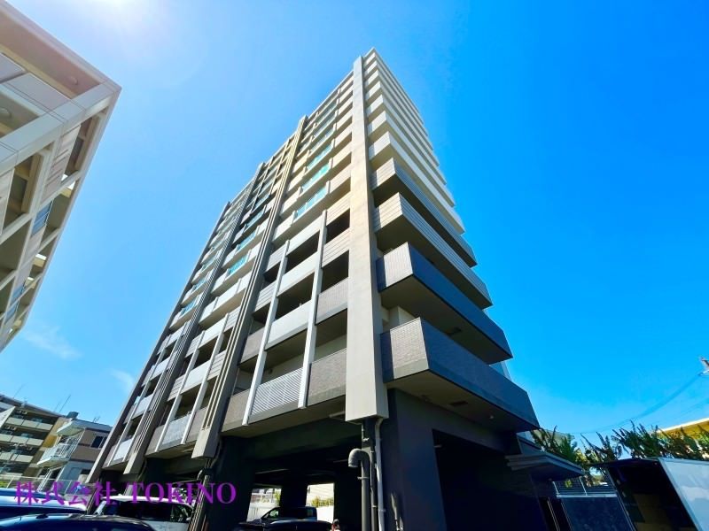 Leve Gracea Laikamu East 3LDK Apartment for Sale in Okinawa City - Thumbnail 2