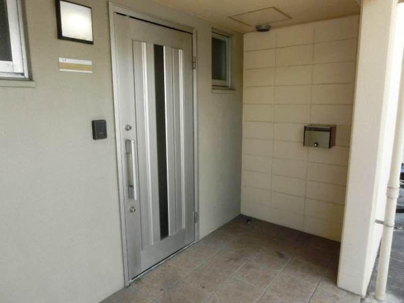 Casario Pet-Friendly Maisonette with Loft for Rent in Urasoe - Thumbnail 3