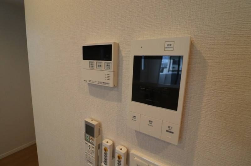 Pet-Friendly 2LDK Apartment for Rent in Yomitan, Okinawa - Thumbnail 2