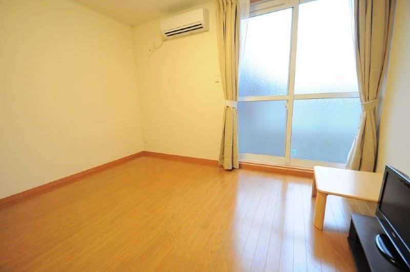Leopalace LU SHINA 1K Rental Apartment in Ginowan, Okinawa - Thumbnail 3