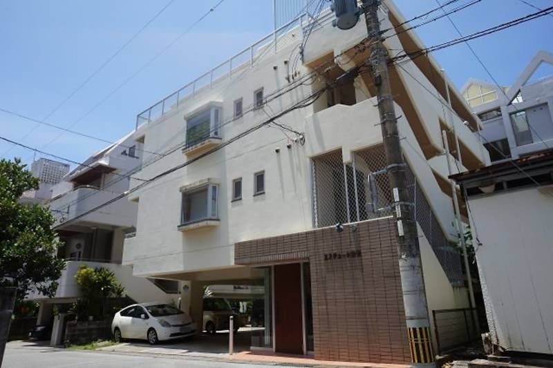 1R Apartment for Rent near Tsukagawa Station, Naha, Okinawa - Thumbnail 2