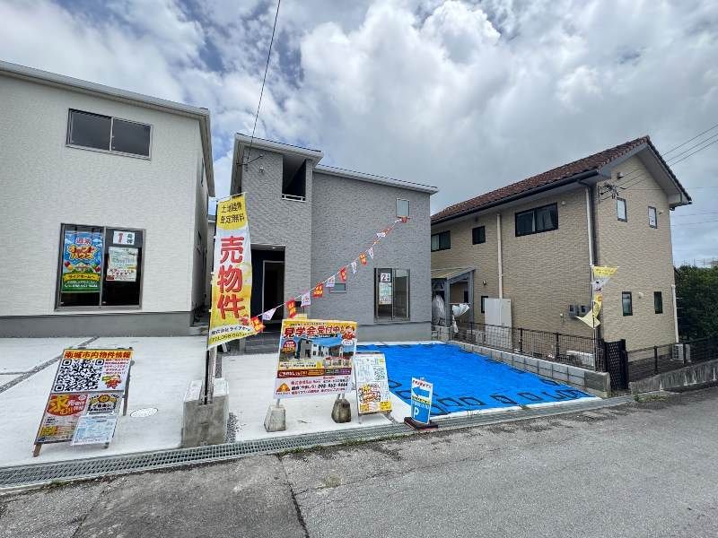 Newly Built 4LDK House for Sale in Okinawa City, Okinawa - Thumbnail 3