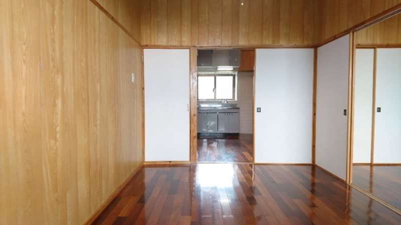 2DK Apartment for Rent in Urasoe City, Okinawa - Thumbnail 4