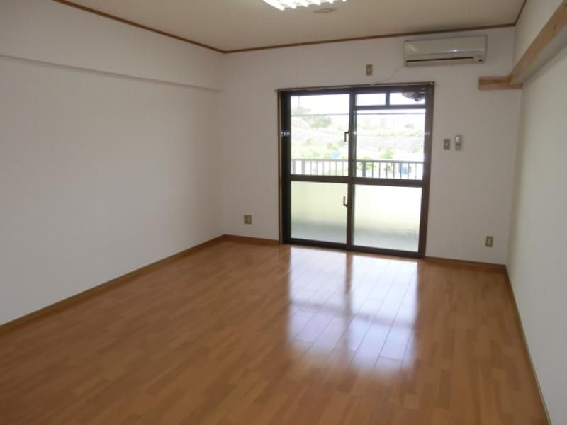 1R Apartment for Rent in Nishihara Town, Okinawa - Free Internet - Thumbnail 3