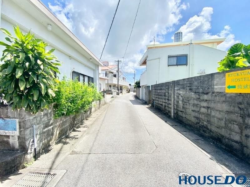 3LDK Single-Story Home for Sale in Yomitan Village, Okinawa - Thumbnail 3