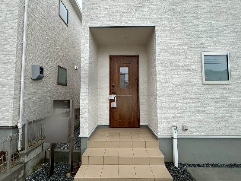 New 3LDK House in Yaese, Okinawa with Modern Features - Thumbnail 3