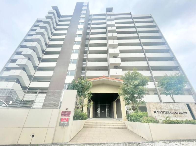 Wise Stem Court Rycom 12F Ocean View 3LDK Apartment for Sale - Thumbnail 2