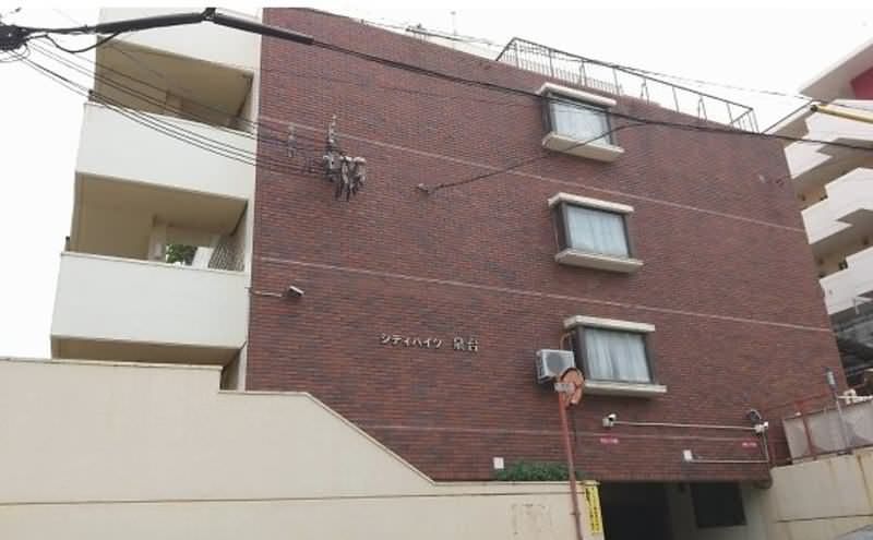 2LDK Apartment with Storage Room in Naha City Heights Izumidai - Thumbnail 2