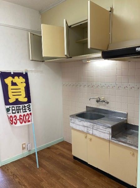 Primavera II 1R Apartment for Rent in Urasoe, Okinawa - Thumbnail 3