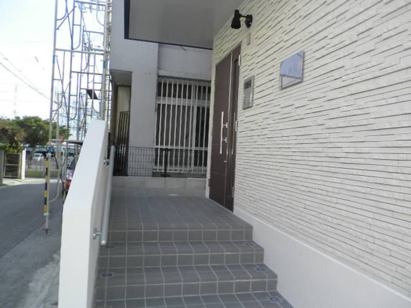 1K Apartment for Rent in Tomigusuku, Okinawa - 21.89 sqm - Thumbnail 3