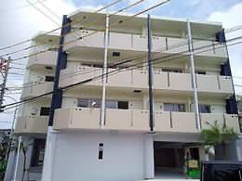 1K Apartment for Rent in Hanatagawa, Naha City, Okinawa - Thumbnail 3