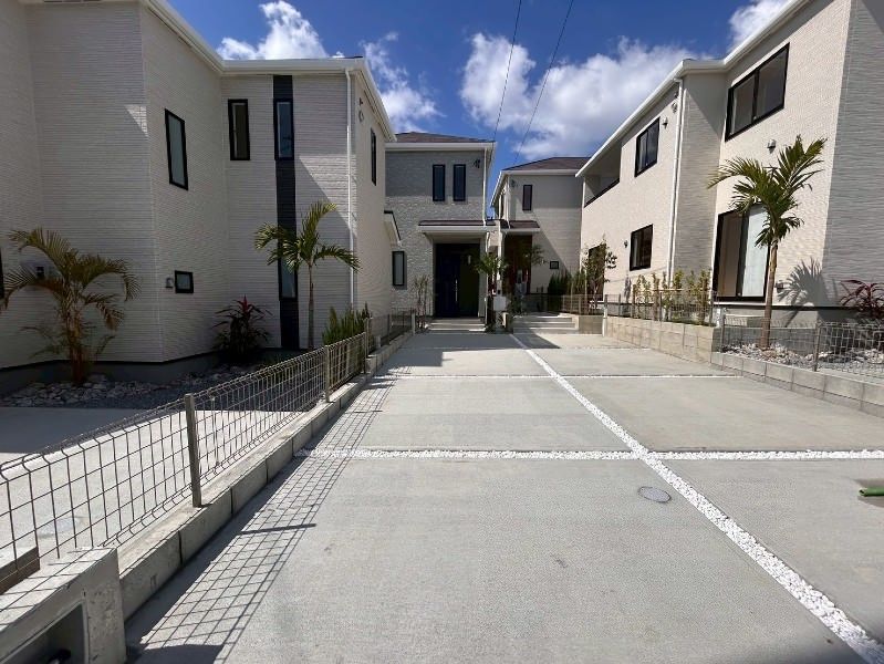 New 4LDK House for Sale in Yonabaru, Okinawa - 93.57 sqm - Thumbnail 2