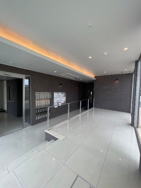 Okinawa City 1LDK Apartment for Sale with 7.9% Yield - Thumbnail 4
