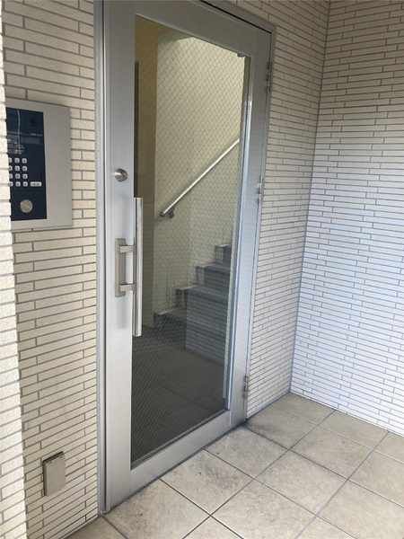 1K Apartment for Rent in Tomigusuku City, Okinawa - Thumbnail 3