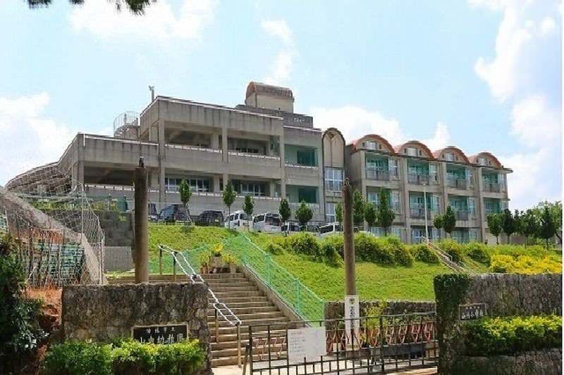 1LDK Apartment for Rent in Yamazato, Okinawa City - Thumbnail 2