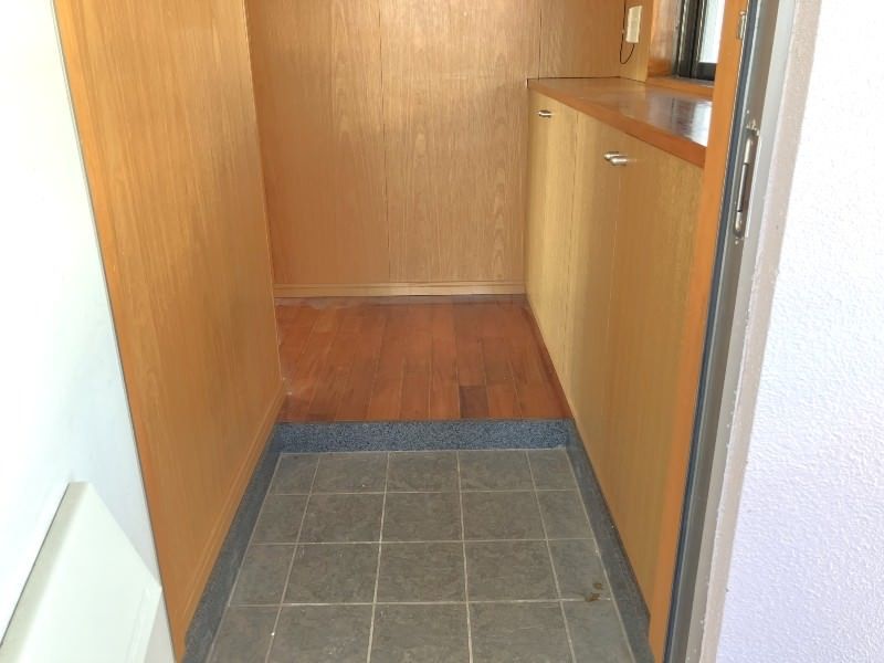 4LDK Family Apartment for Rent in Ginowan City, Okinawa - Thumbnail 4