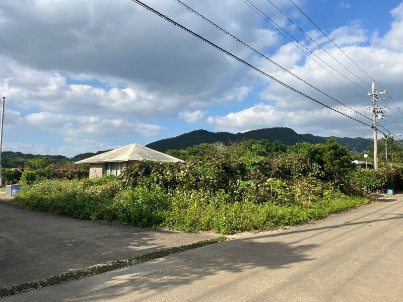 Land for Sale in Ibaruma, Ishigaki City, Okinawa - Thumbnail 3